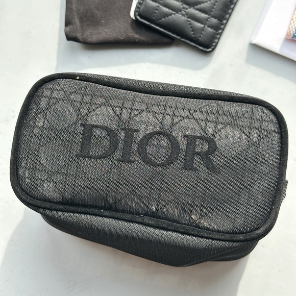 Christian Dior Cosmetics Beauty Gift Set Bundle Mirror Pouch Key Chain Scrunchie - Picture 7 of 9